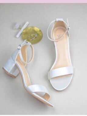 Kate Whitcomb Leah Ivory Shoes Size 7